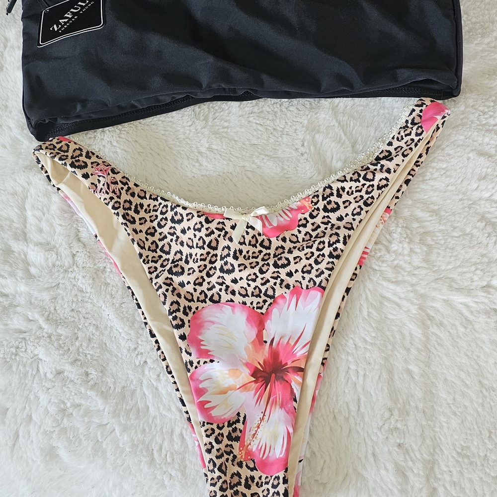 Exotic Floral Leopard Bikini Set - Picture 9 of 9